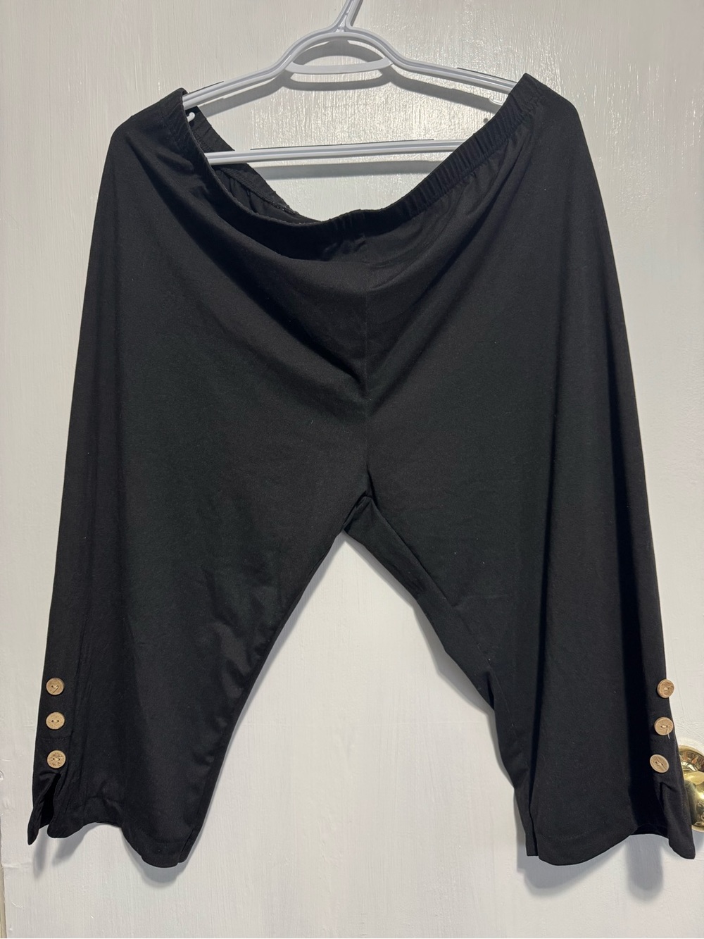 Black Button-Hem Capri Pants
